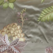 Load image into Gallery viewer, Embroidered Fabric - 7B01
